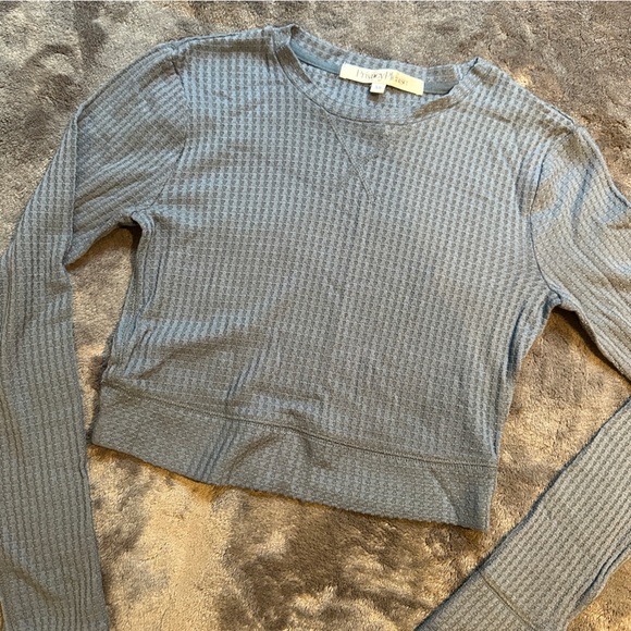 NWOT Light Blue Thermal Crop Top Tee XS Waffle Layering Lounge Cozy Comfy Cute - Picture 2 of 5